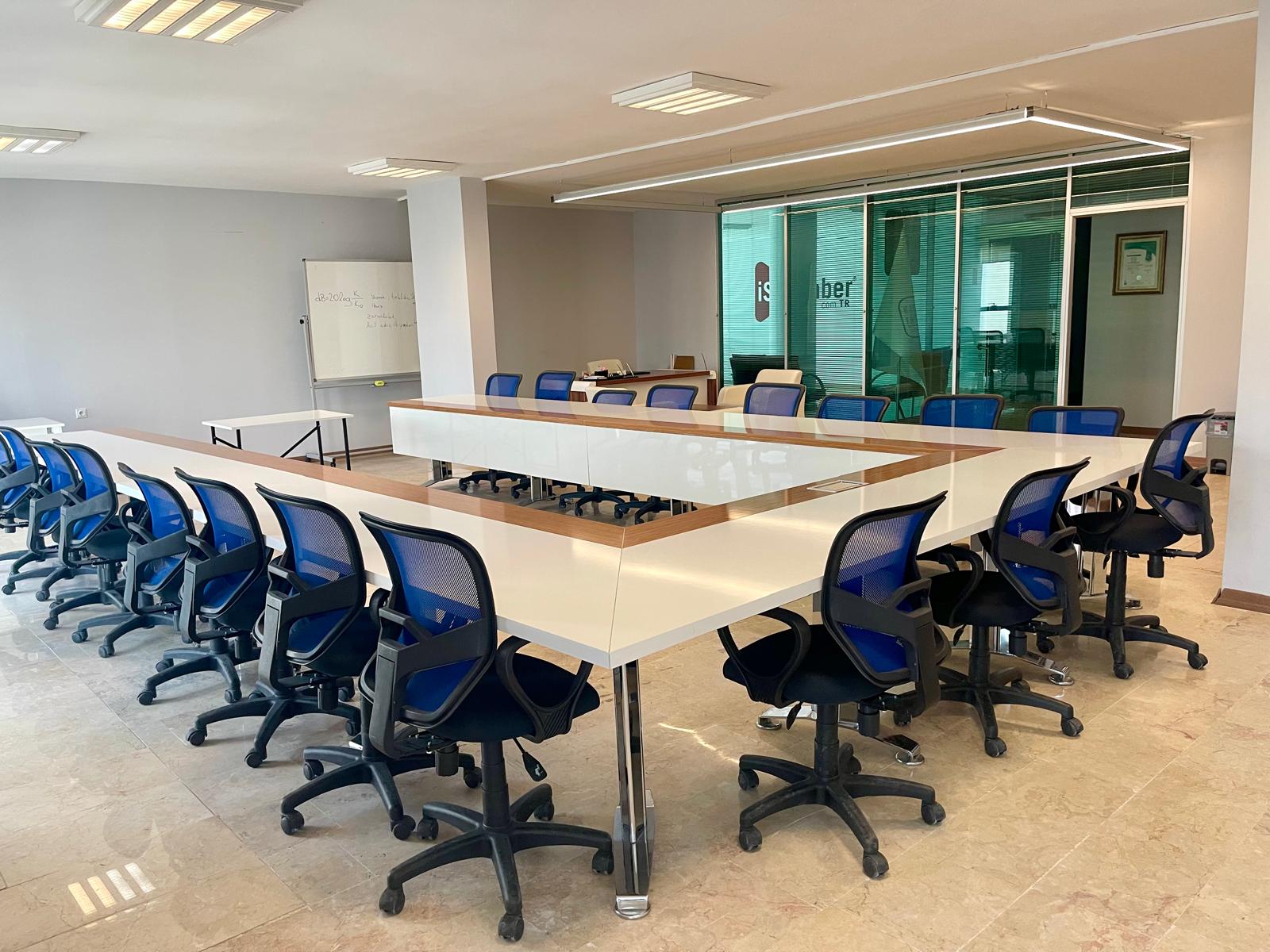 Kariyer Enstitüsü merkez eğitim salonu